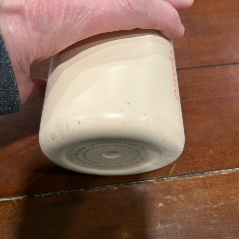 Cream Water Bottle with Pastel Accents - Picture 3 of 9